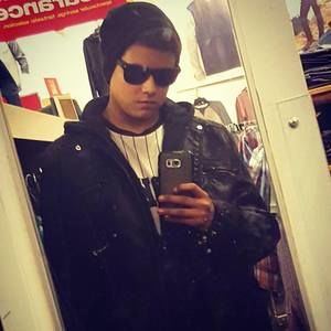 Meet your Posher, Samuel